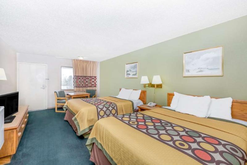 Hotel Super 8 By Wyndham Butler Extérieur photo